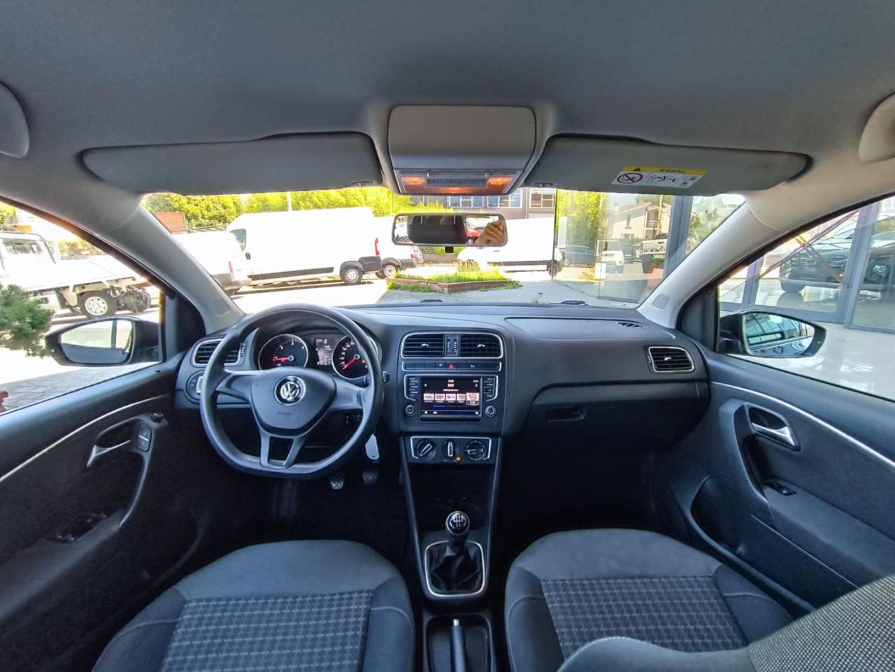 VOLKSWAGEN Polo 1.4 TDI 5p. Comfortline - 22