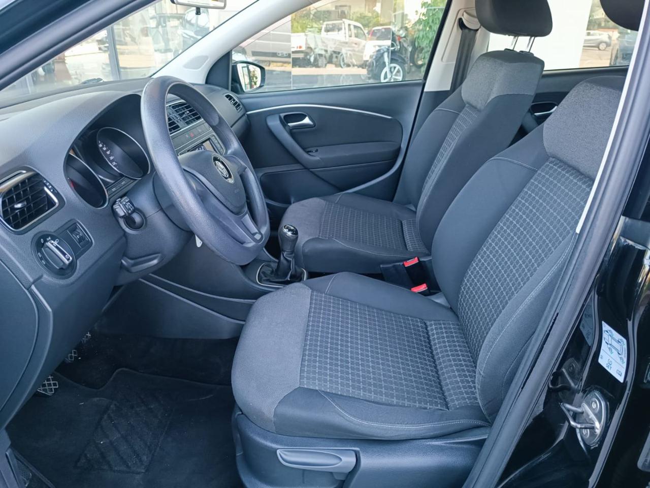 VOLKSWAGEN Polo 1.4 TDI 5p. Comfortline - 25