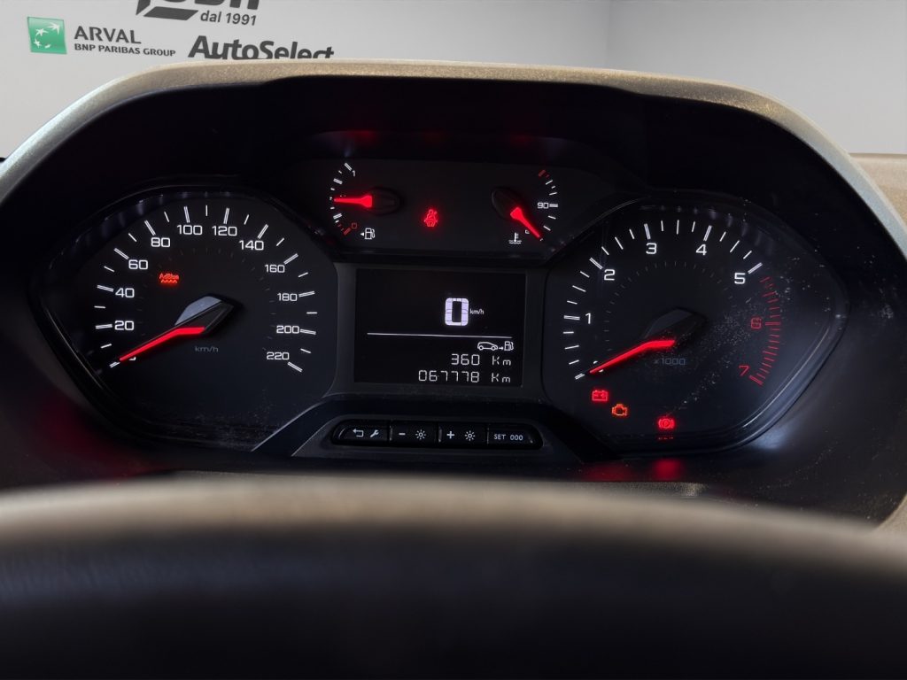 PEUGEOT Partner L1 100cv Allestito 3 posti - 12