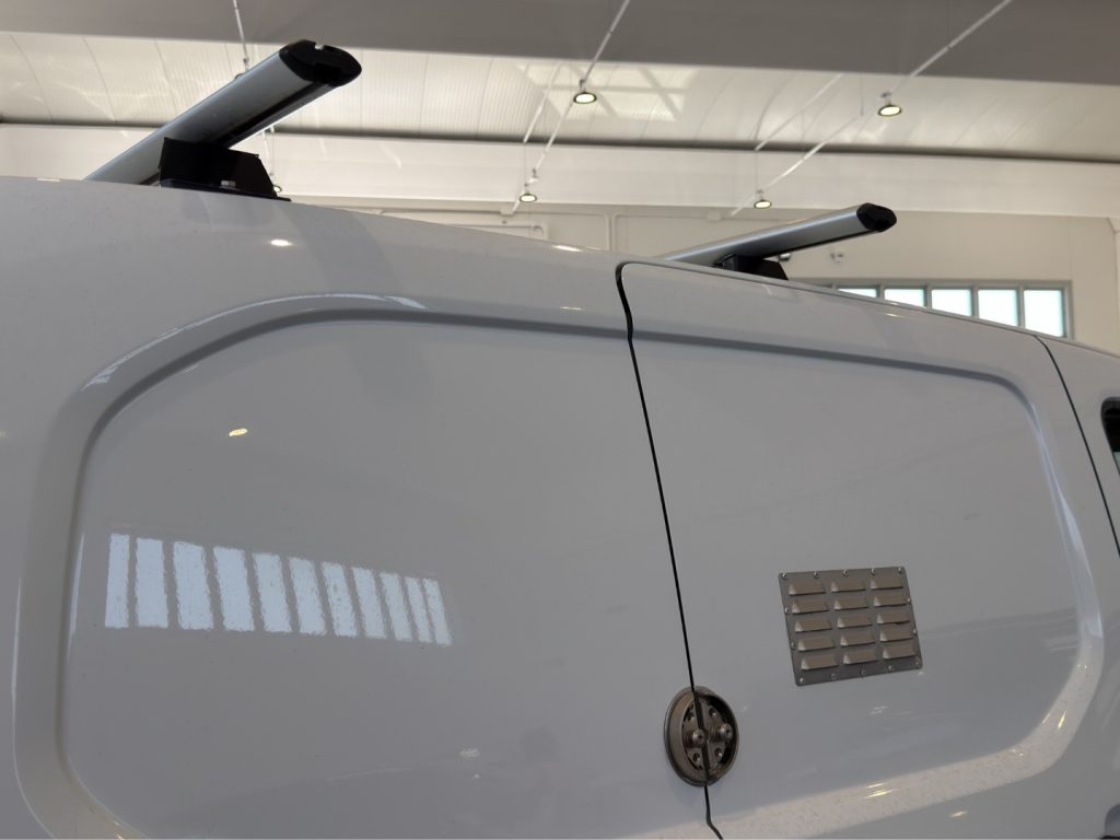PEUGEOT Partner L1 100cv Allestito 3 posti - 16