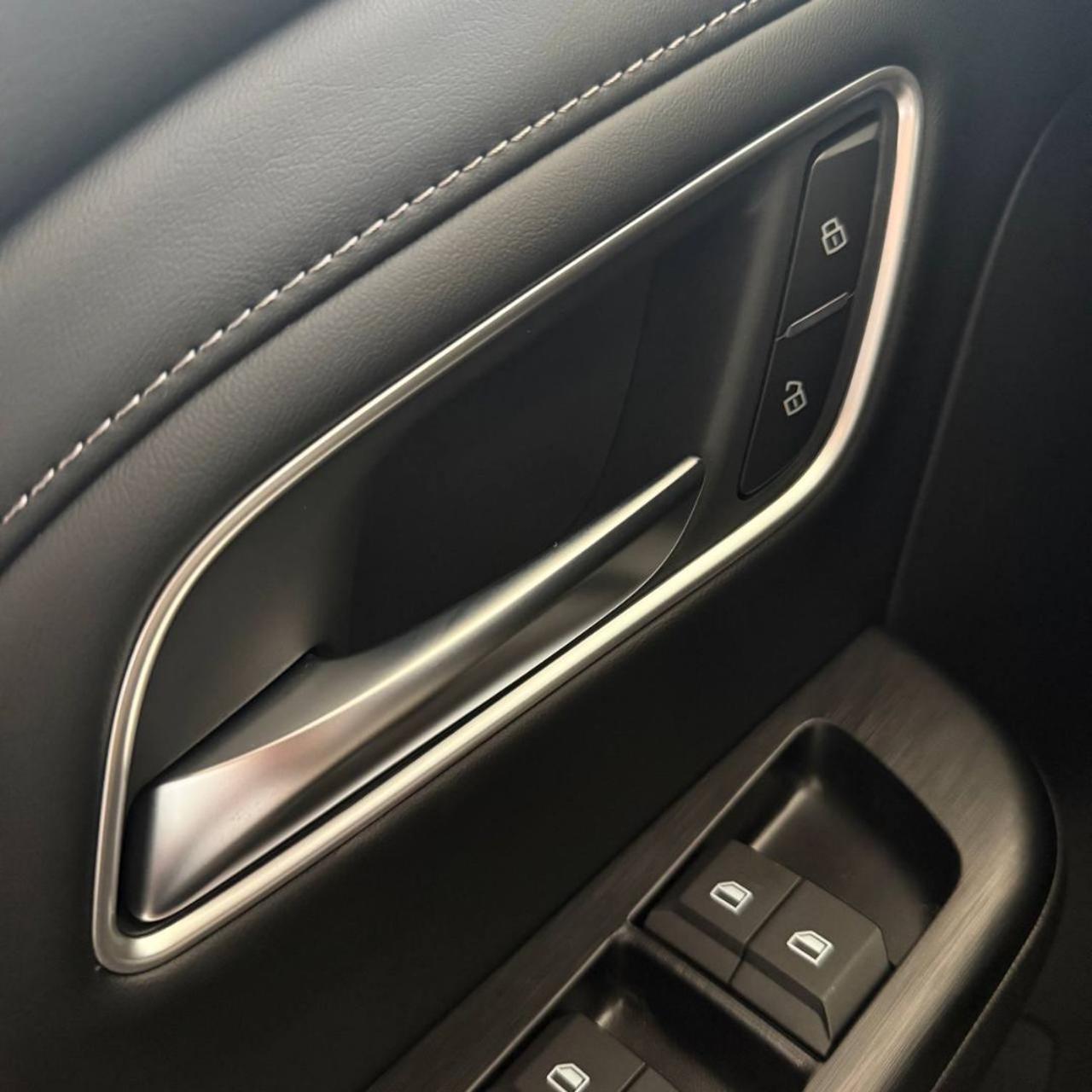 MG ZS 1.5 Hybrid+ Luxury - 28