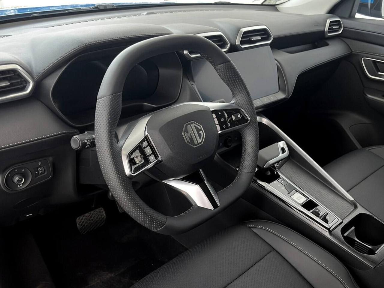 MG ZS 1.5 Hybrid+ Luxury - 18