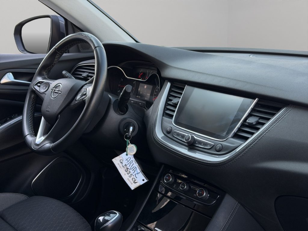 OPEL Grandland X 1.5 diesel 130CV - 10