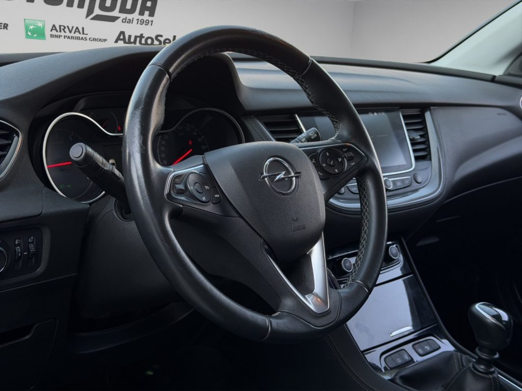 OPEL Grandland X 1.5 diesel 130CV - 11