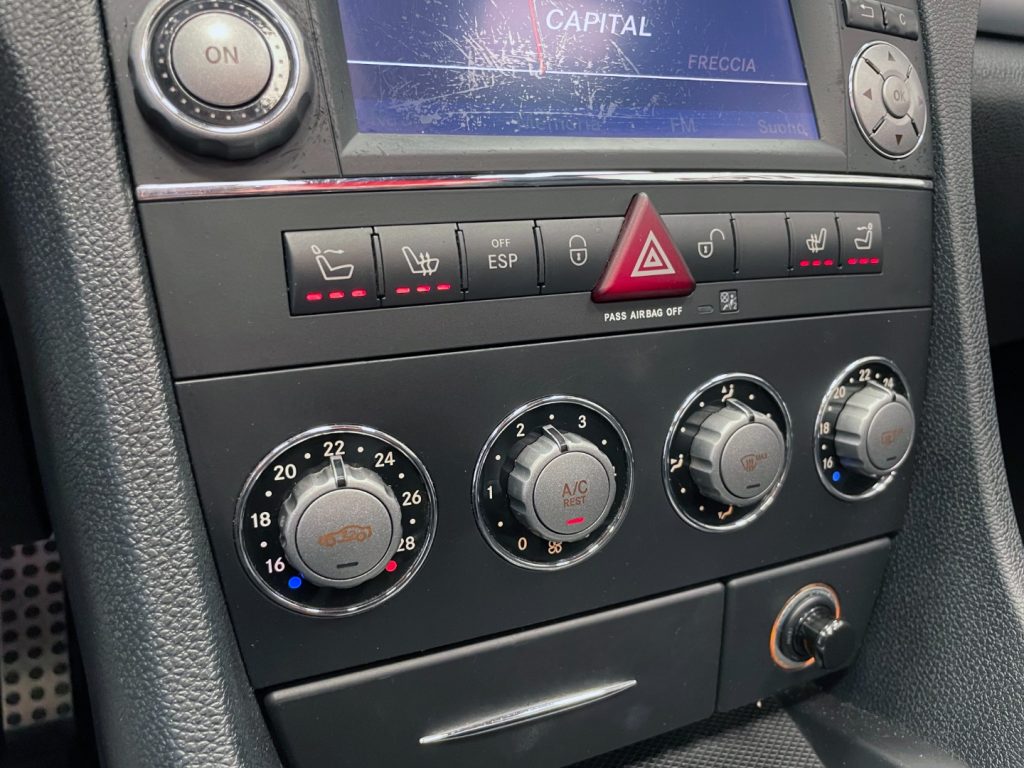 MERCEDES-BENZ SLK 200 AUTOMATICO - IVA DEDUCIBILE - 28