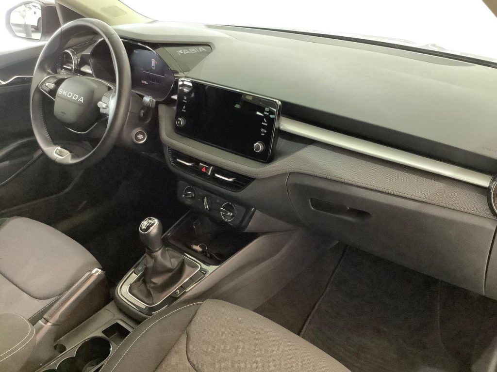 SKODA Fabia 1.0 MPI 80 CV 130 Edition - 9