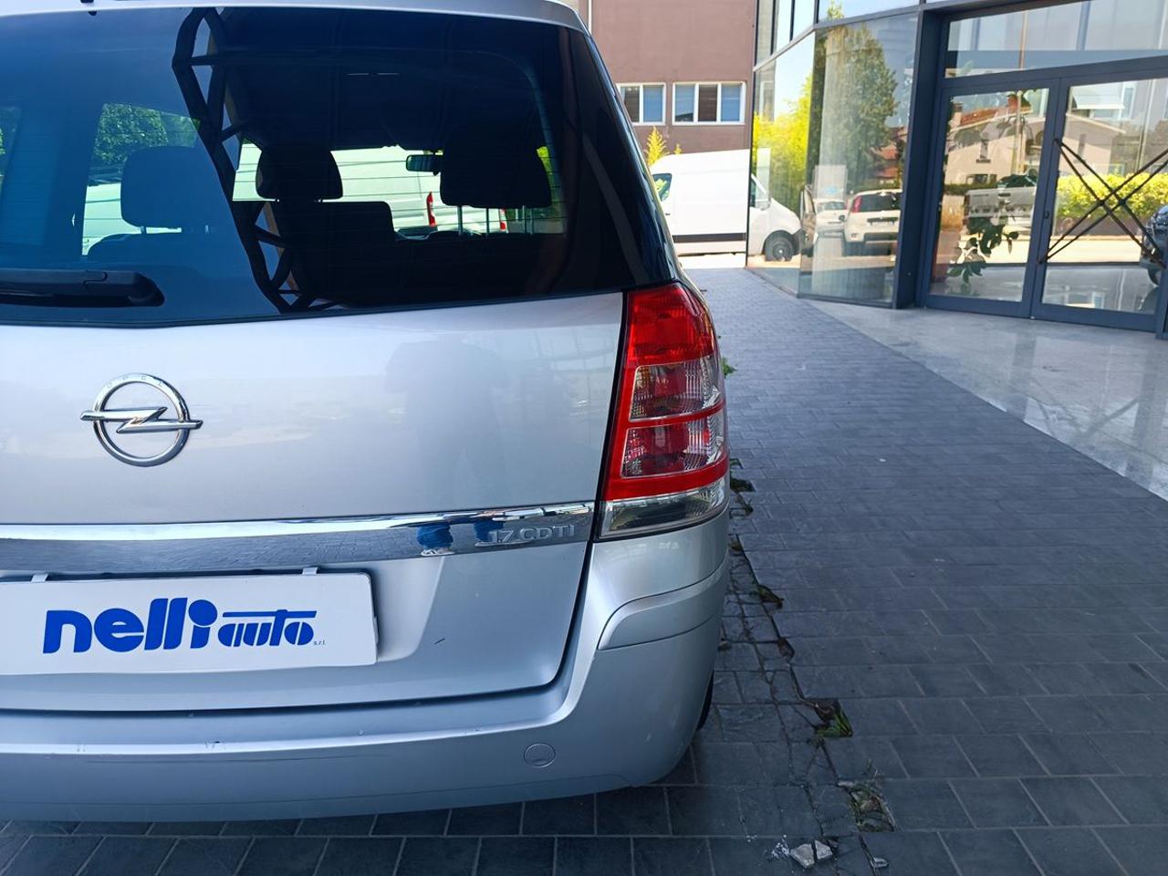 OPEL Zafira 1.7 CDTI 110CV ecoFLEX One - 24