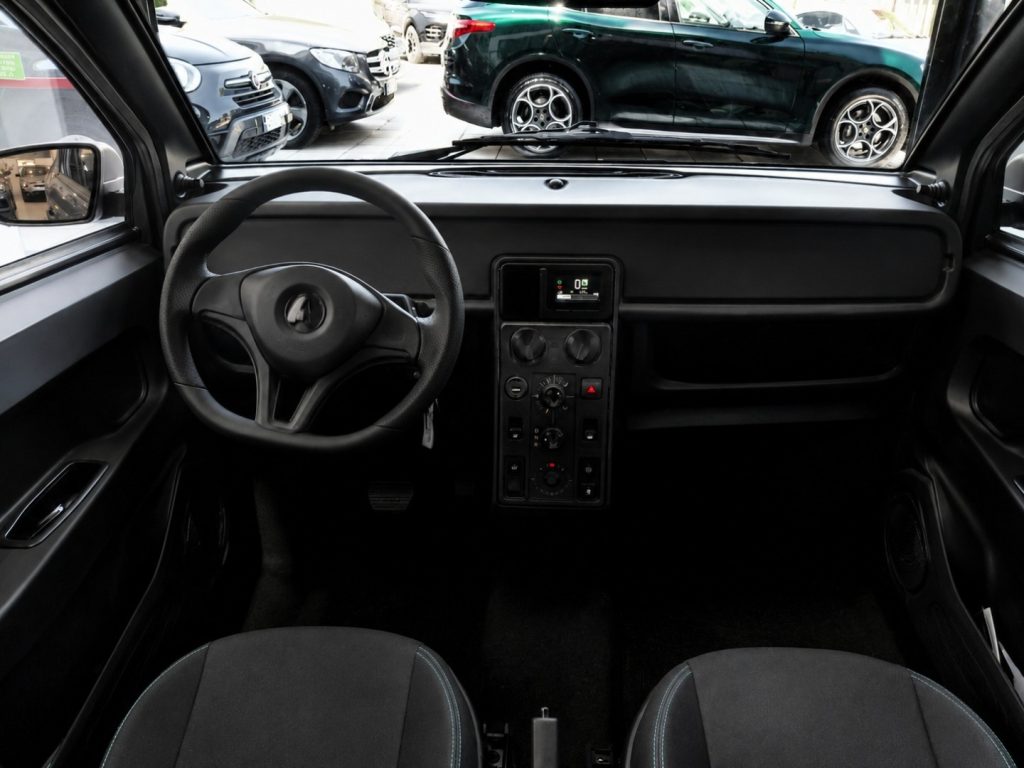 AIXAM Aixam Easy Elettrica o Diesel - 11