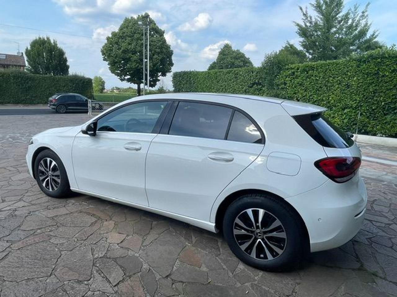 MERCEDES-BENZ A 180 d Automatic Executive - 3