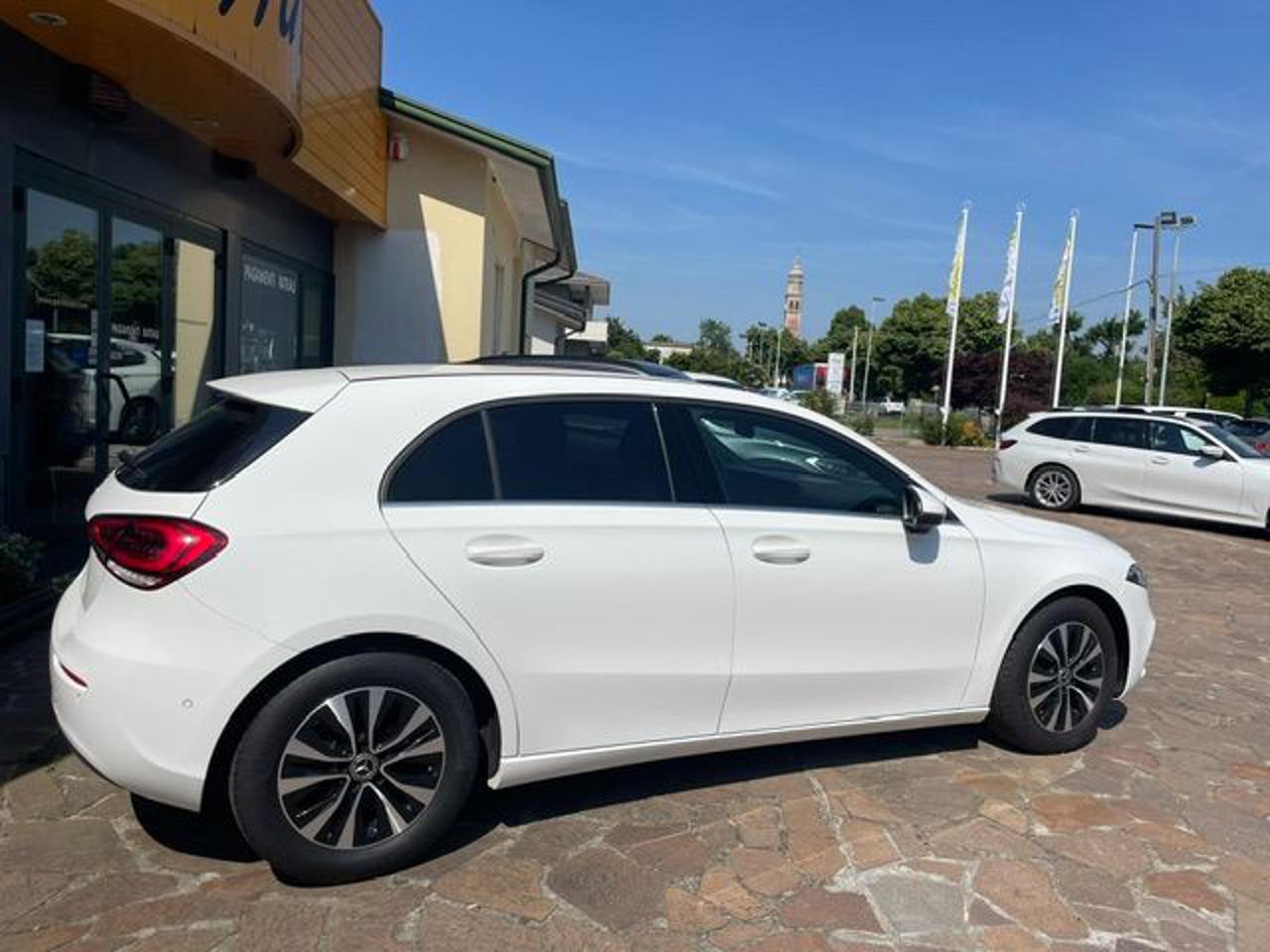 MERCEDES-BENZ A 180 d Automatic Executive - 4