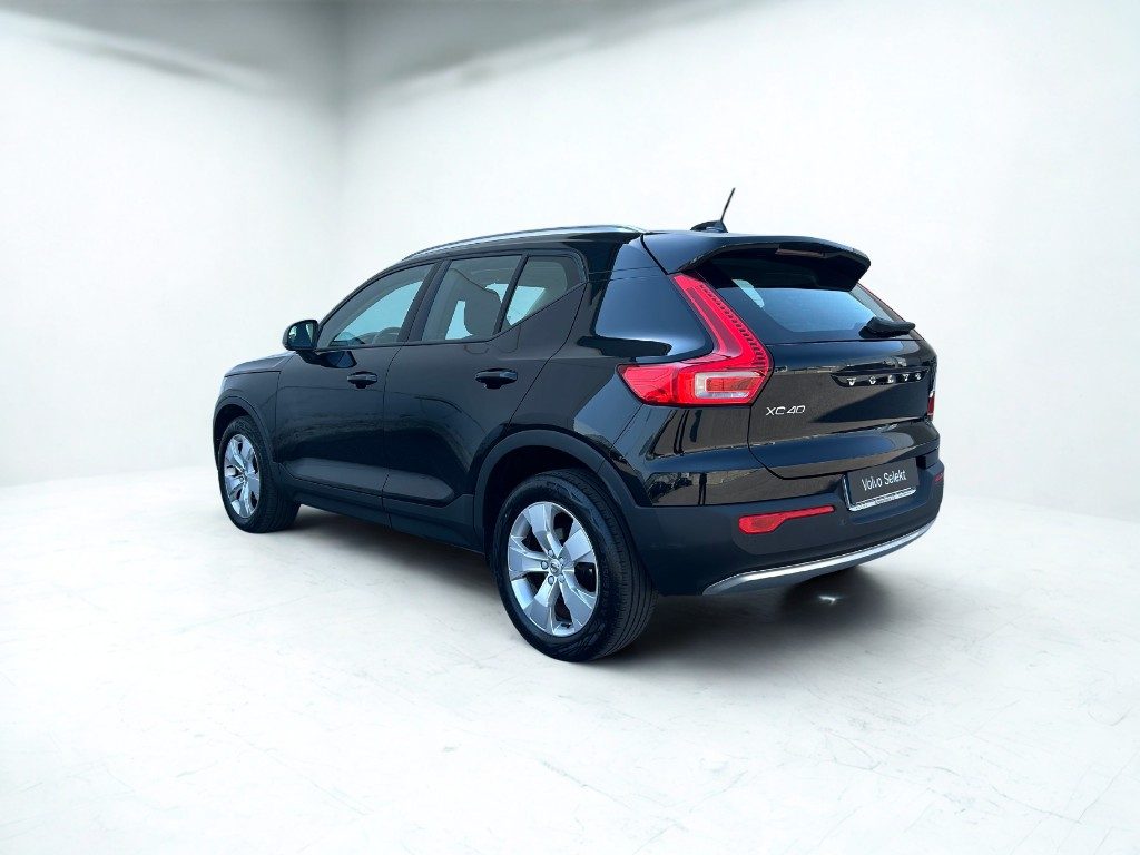 VOLVO XC40 T3 Geartronic Momentum Pro - Foto 2