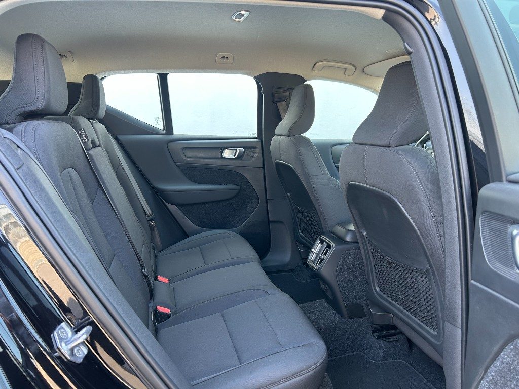 VOLVO XC40 T3 Geartronic Momentum Pro - Foto 6