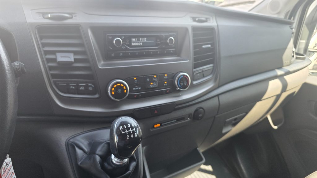 FORD Transit 350 2.0 EcoBl. 130CV PL-TM L3H2 disabili 9 posti - 17