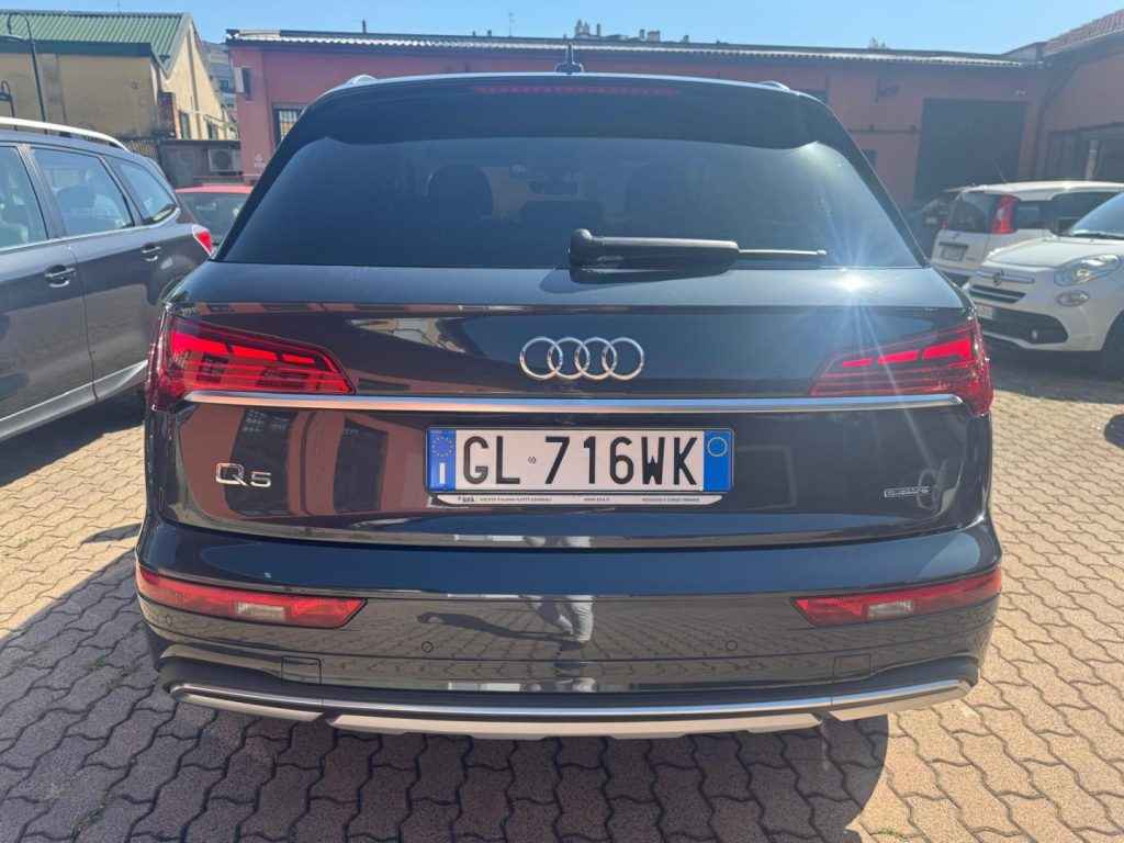 AUDI Q5 40 TDI 204 CV quattro S tronic Business Advanced - 3