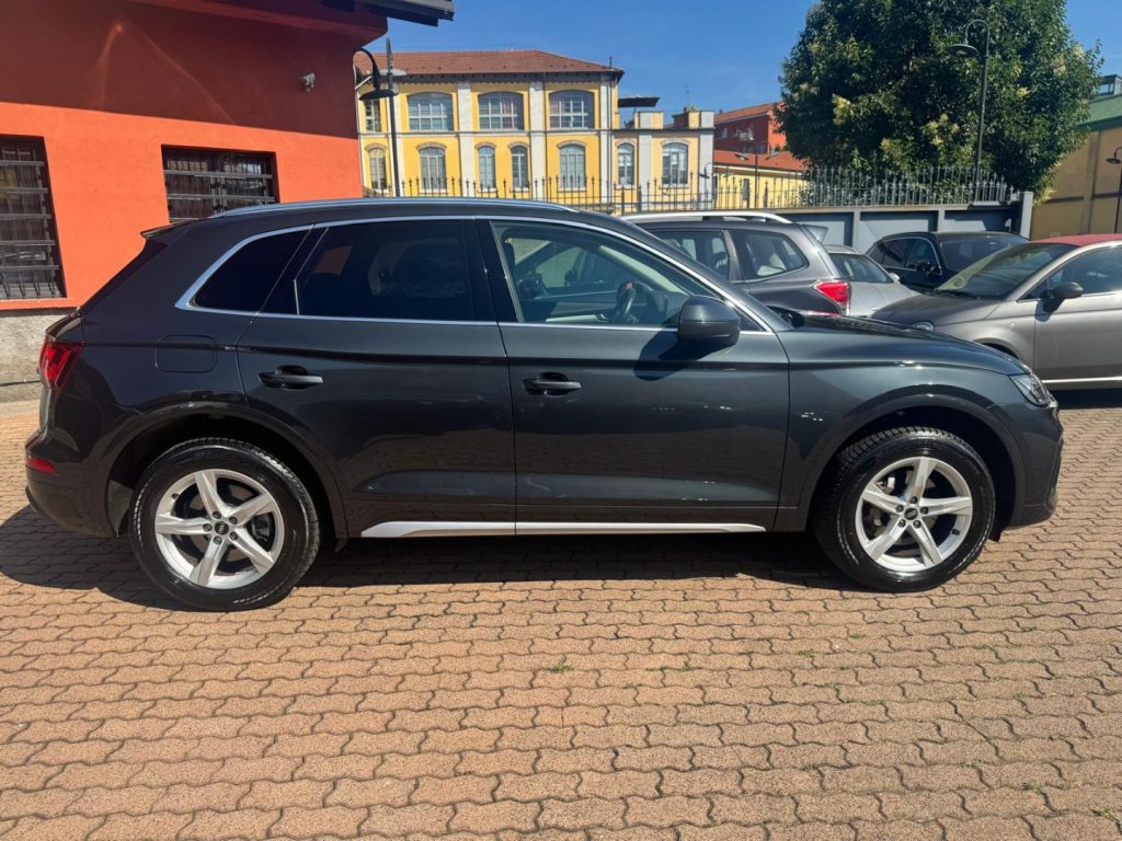 AUDI Q5 40 TDI 204 CV quattro S tronic Business Advanced - 5