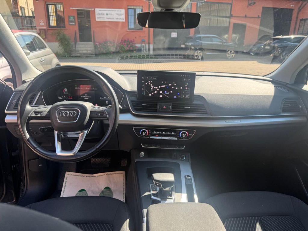 AUDI Q5 40 TDI 204 CV quattro S tronic Business Advanced - 12