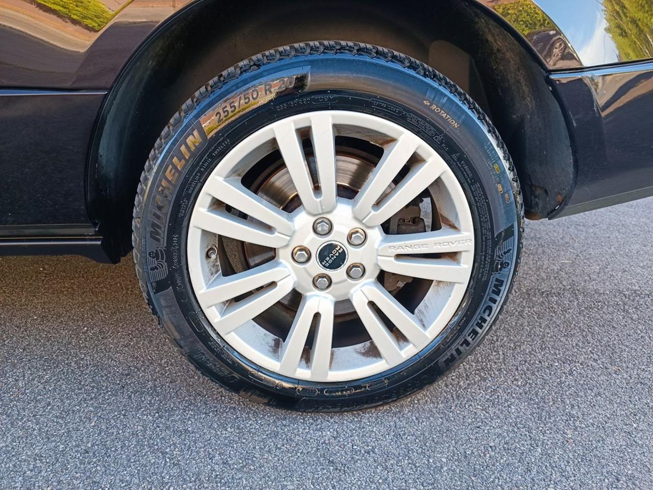LAND ROVER Range Rover 4.4 TDV8 Vogue - 18