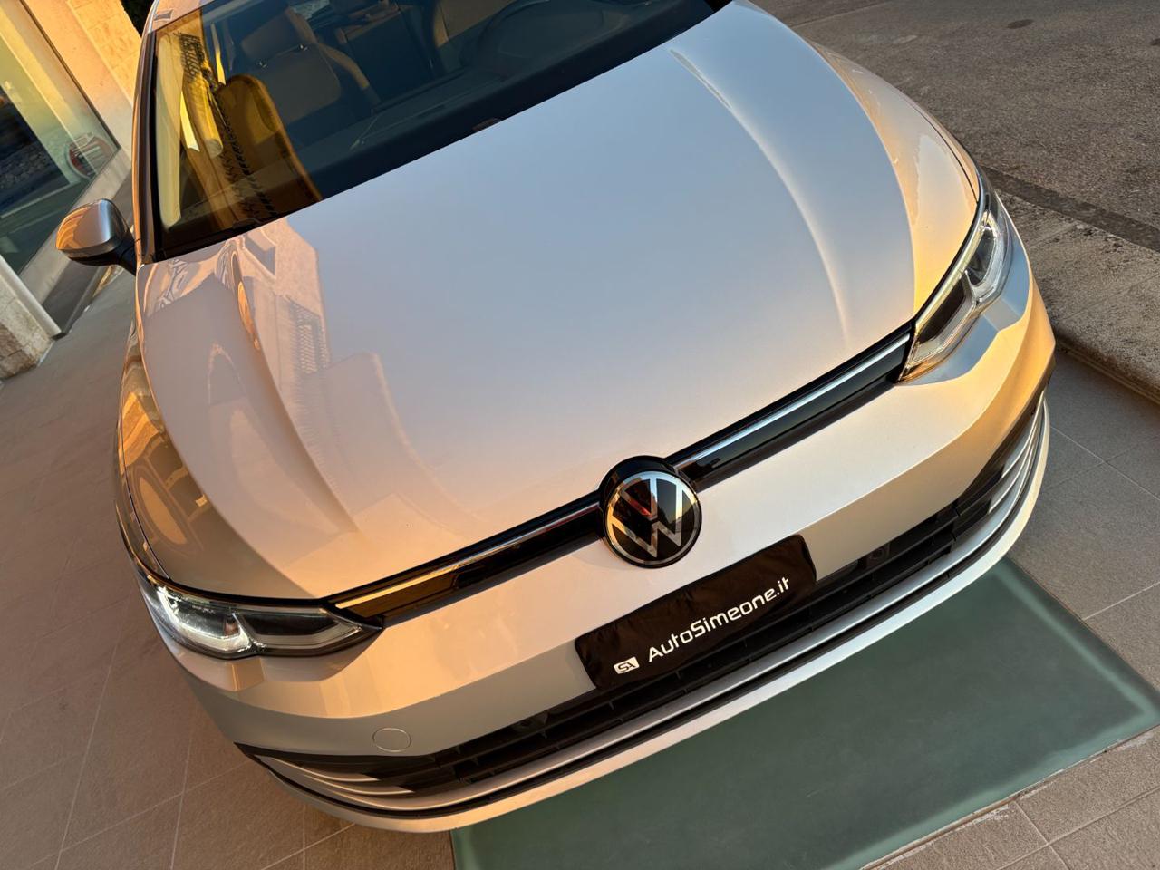 VOLKSWAGEN Golf 2.0 TDI DSG SCR Life COCKPIT-LUCI AMBIENTE - 36