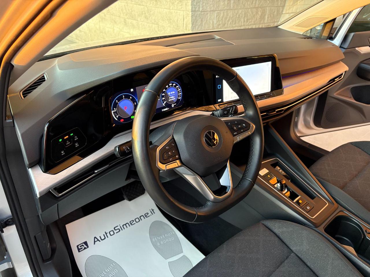 VOLKSWAGEN Golf 2.0 TDI DSG SCR Life COCKPIT-LUCI AMBIENTE - 12
