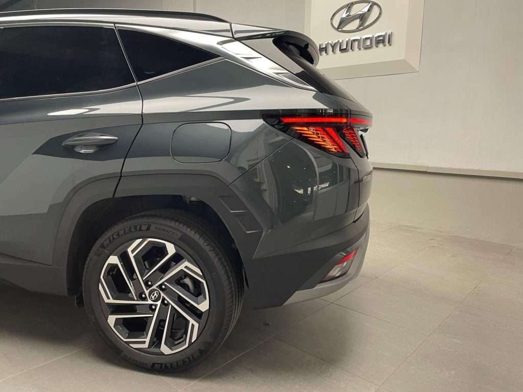 HYUNDAI Tucson 1.6 hev Exellence 2wd auto-KM ZERO 11/25 PROMO 48