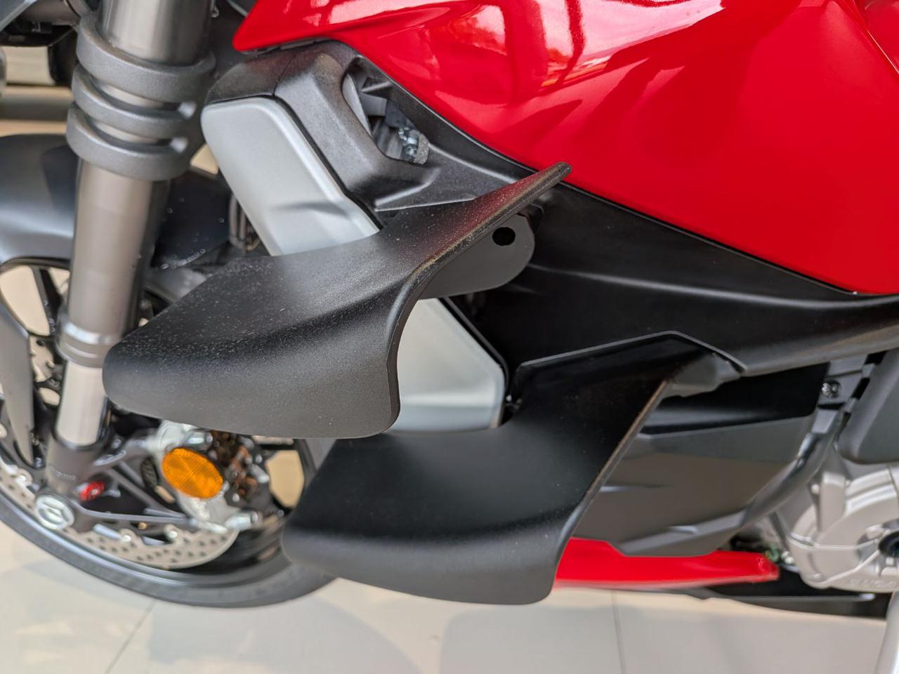 DUCATI Streetfighter V2 V2 - 10