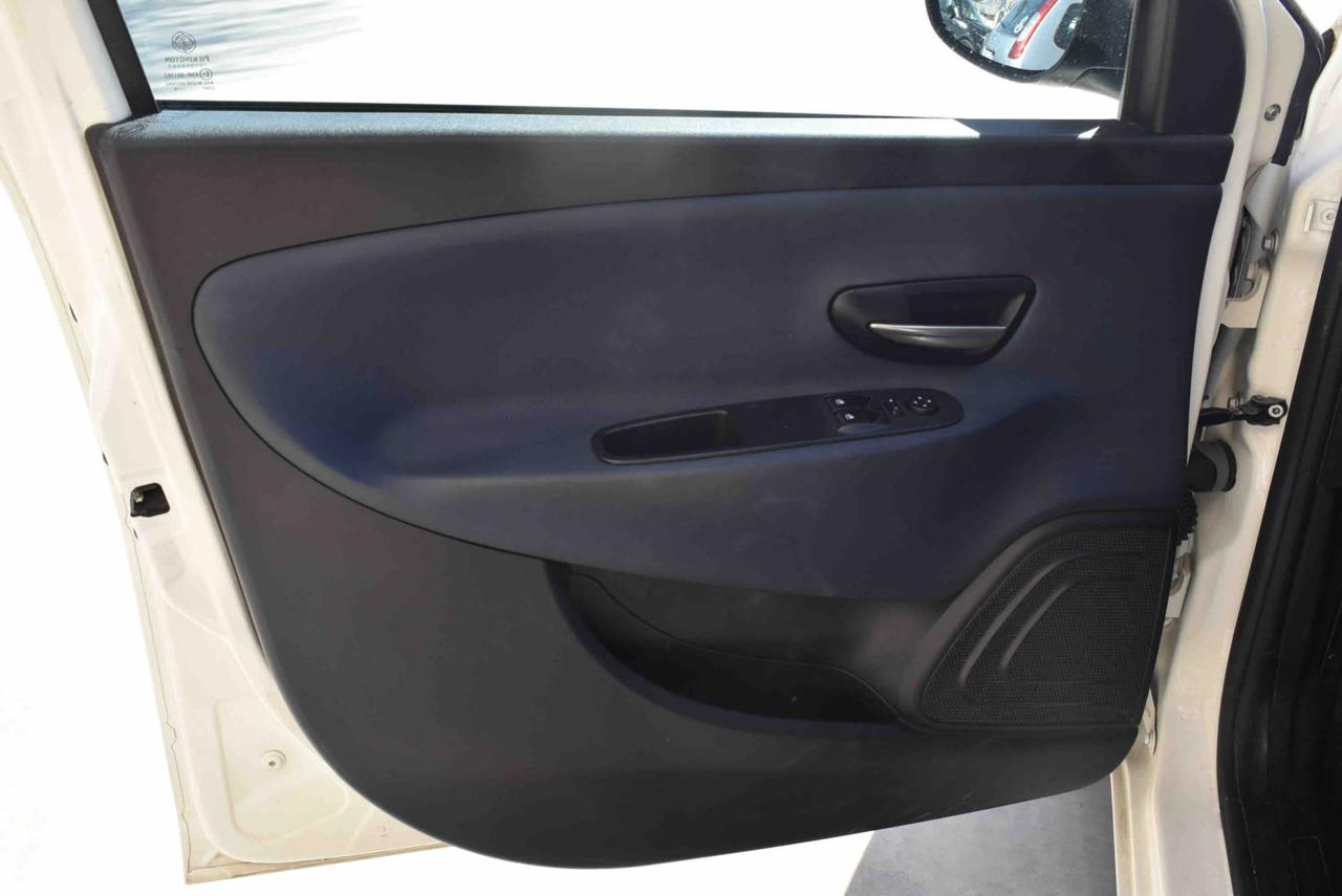 LANCIA Ypsilon 1.3 MJT 16V 95 CV 5 porte S&S Mya - 8
