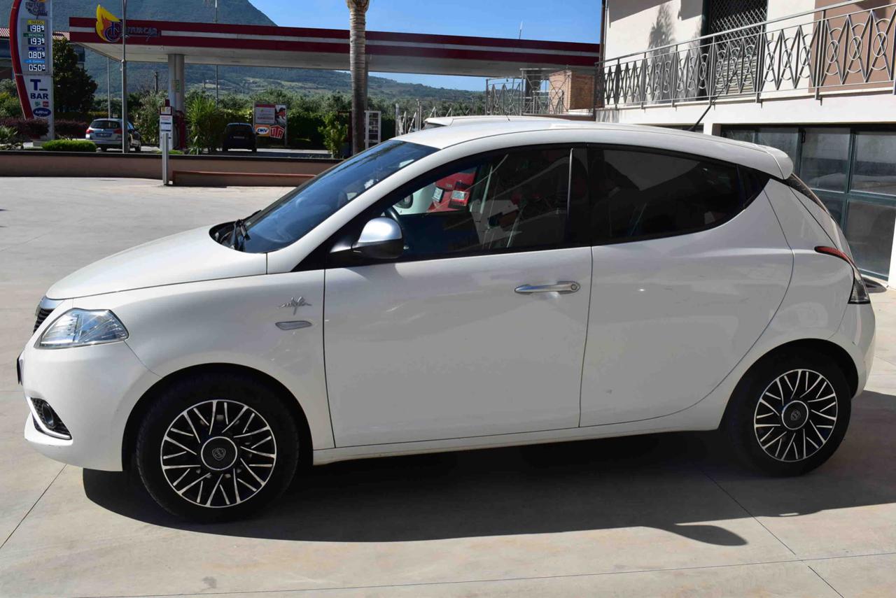 LANCIA Ypsilon 1.3 MJT 16V 95 CV 5 porte S&S Mya - 4