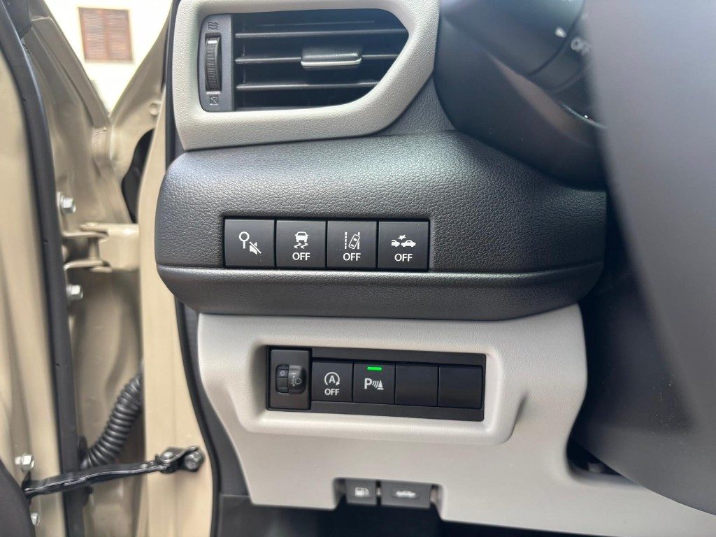 SUZUKI Swift 1.2 Hybrid TOP 4WD AllGRIP - 21
