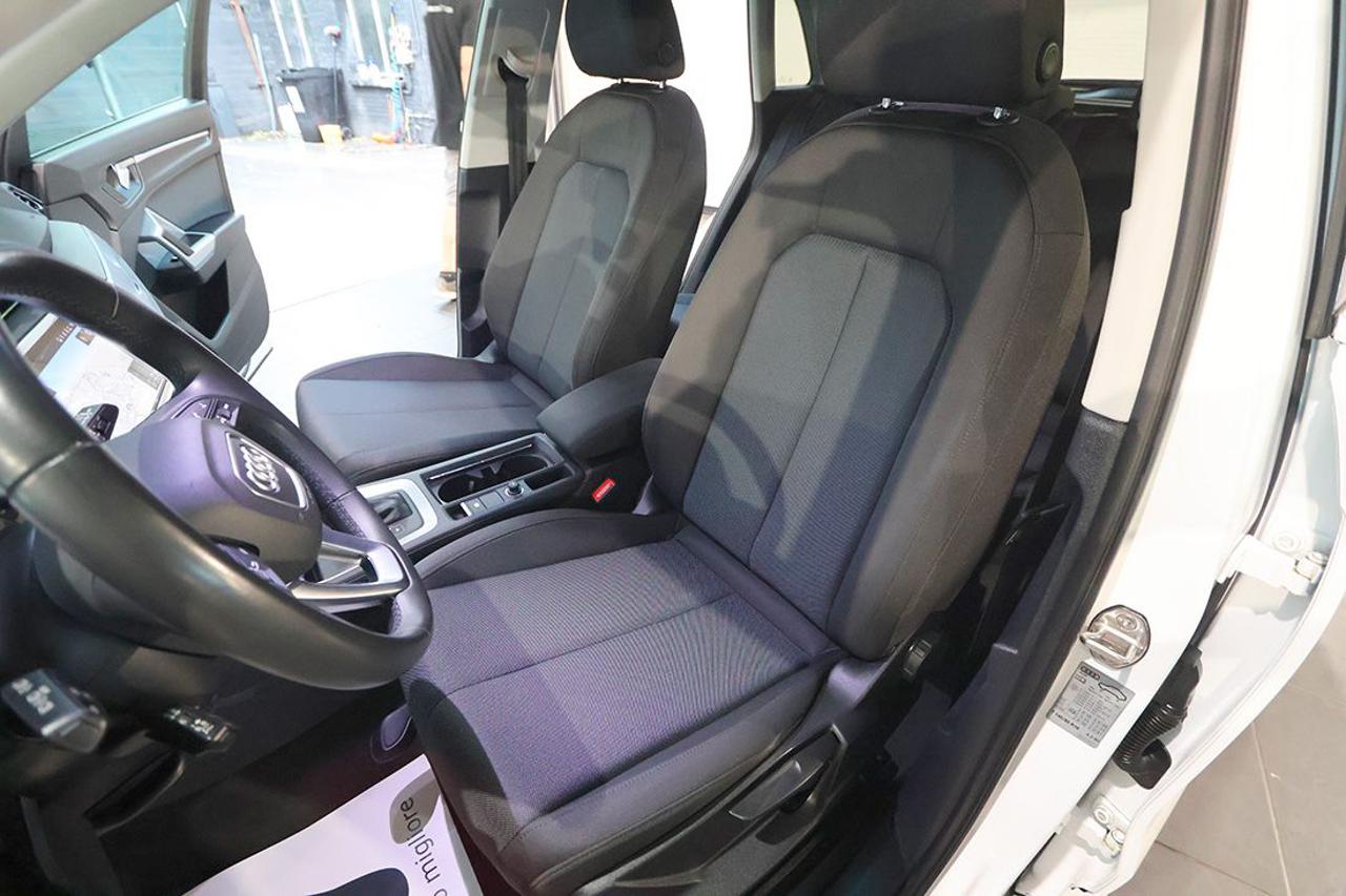 AUDI Q3 35 TDI S-Tronic S-Line - 17