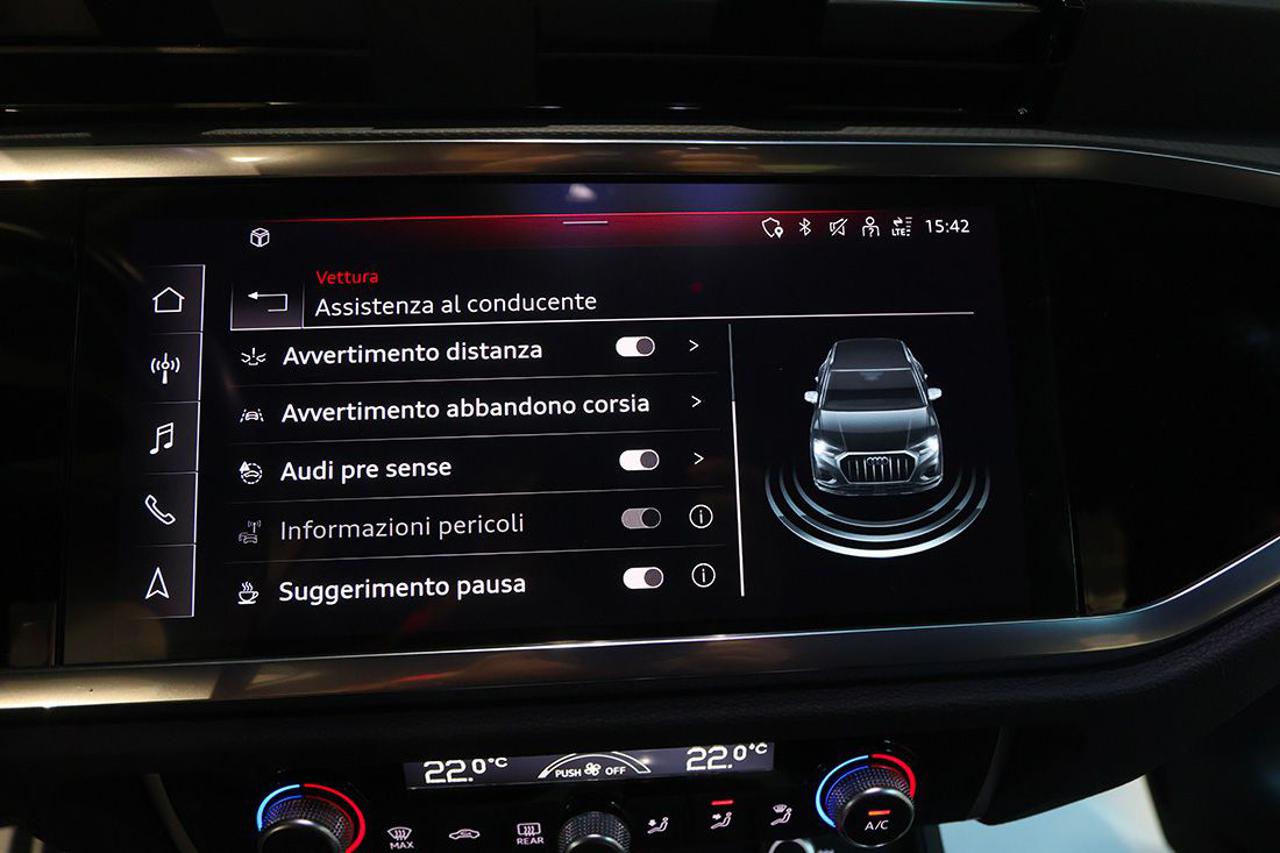 AUDI Q3 35 TDI S-Tronic S-Line - 26