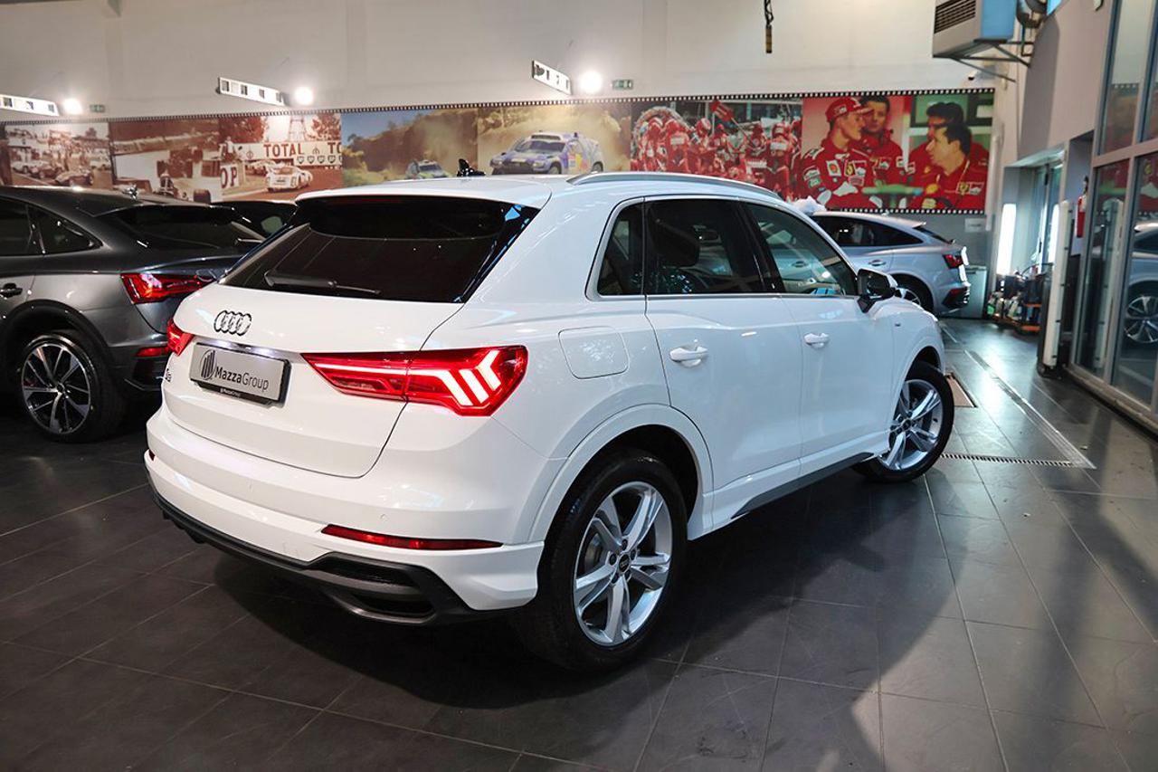 AUDI Q3 35 TDI S-Tronic S-Line - 9