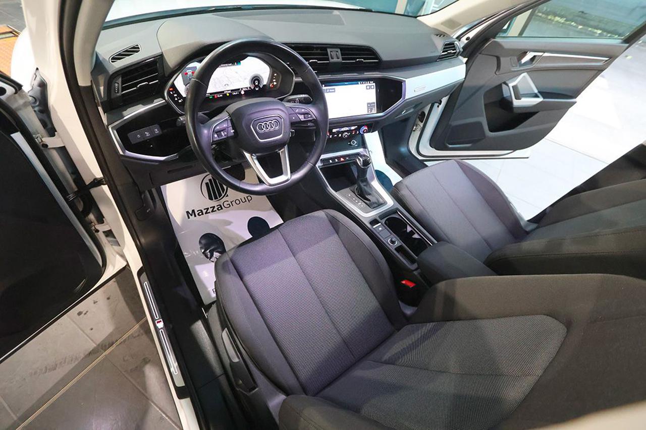 AUDI Q3 35 TDI S-Tronic S-Line - 13