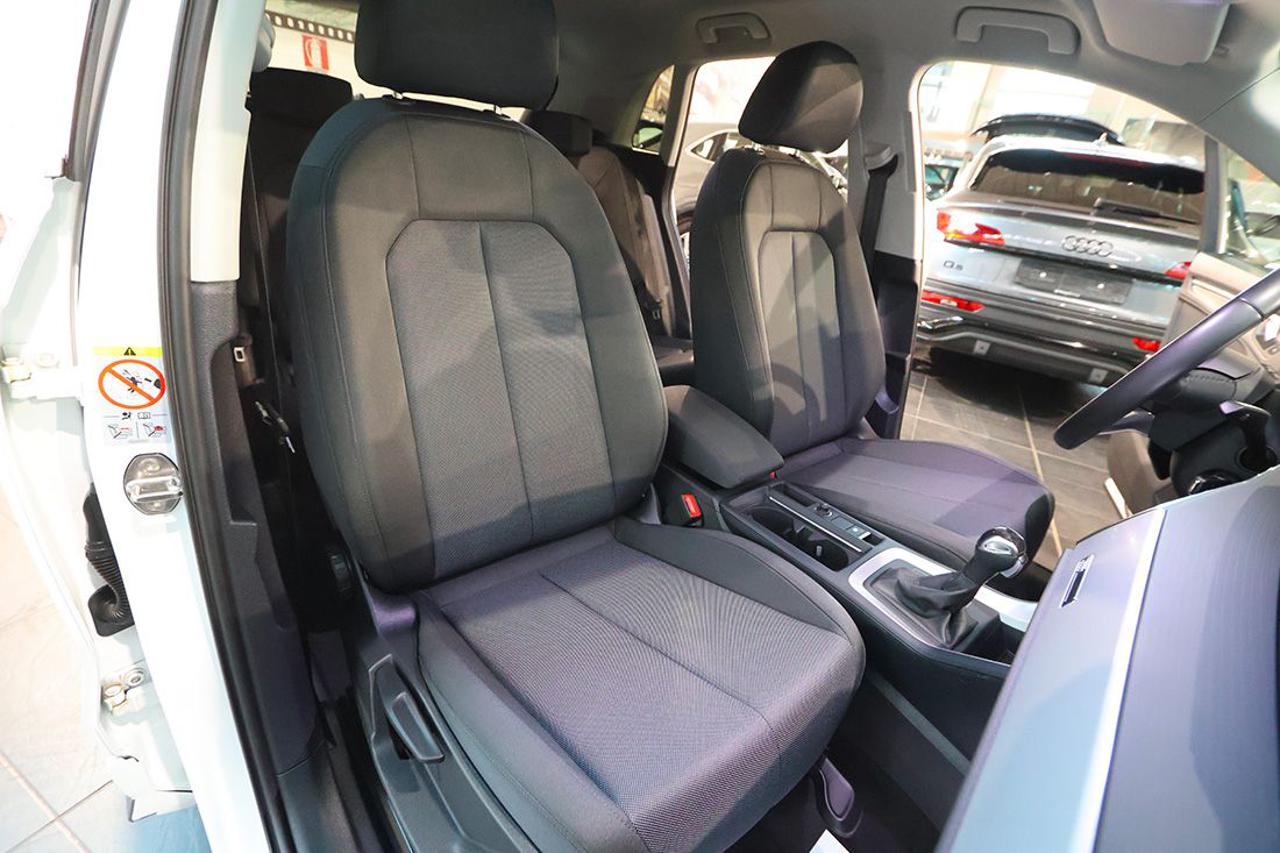 AUDI Q3 35 TDI S-Tronic S-Line - 16