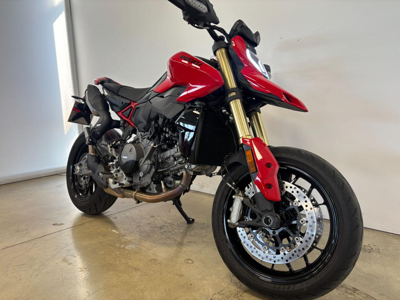 DUCATI Hypermotard HYPERMOTARD V2 DUCATI RED - 3