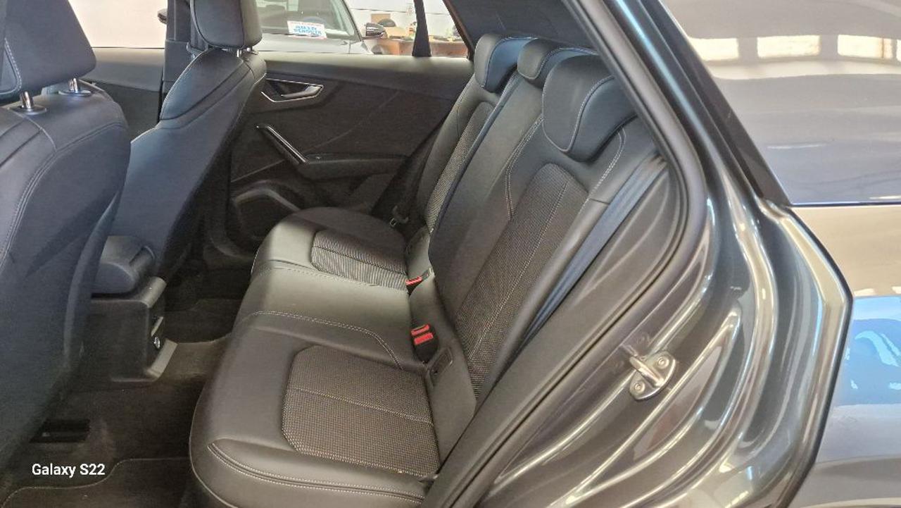 AUDI Q2 35 TDI S tronic S line Edition - 5