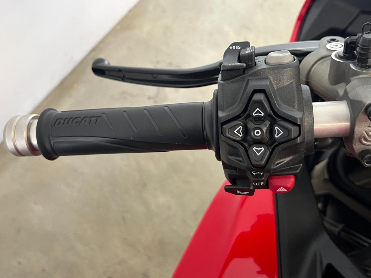 DUCATI Panigale V2 PANIGALE V2 DUCATI RED 2025 - 11