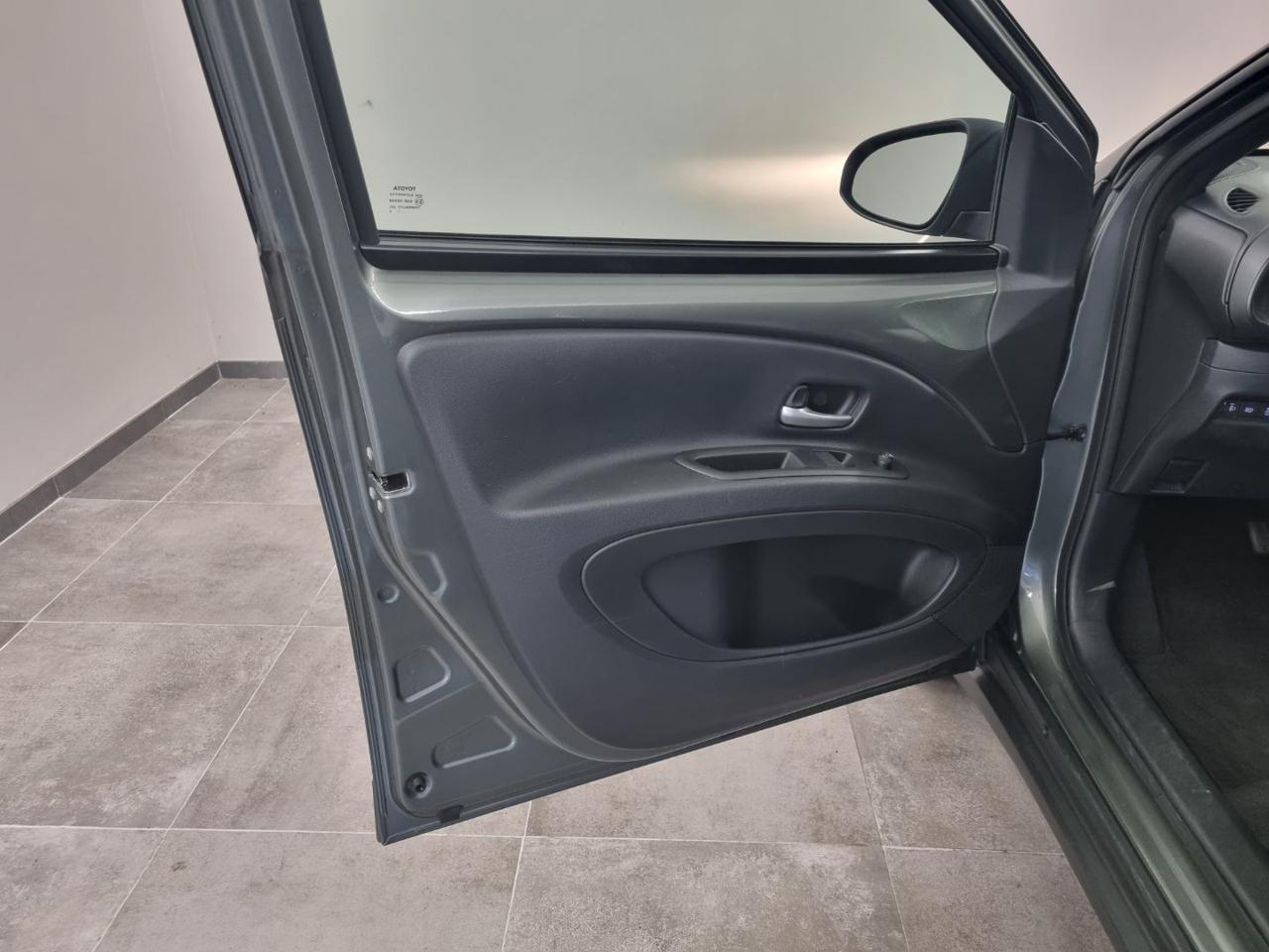 TOYOTA Aygo X 1.0 VVT-i 72 CV 5 porte Trend S-CVT - 21
