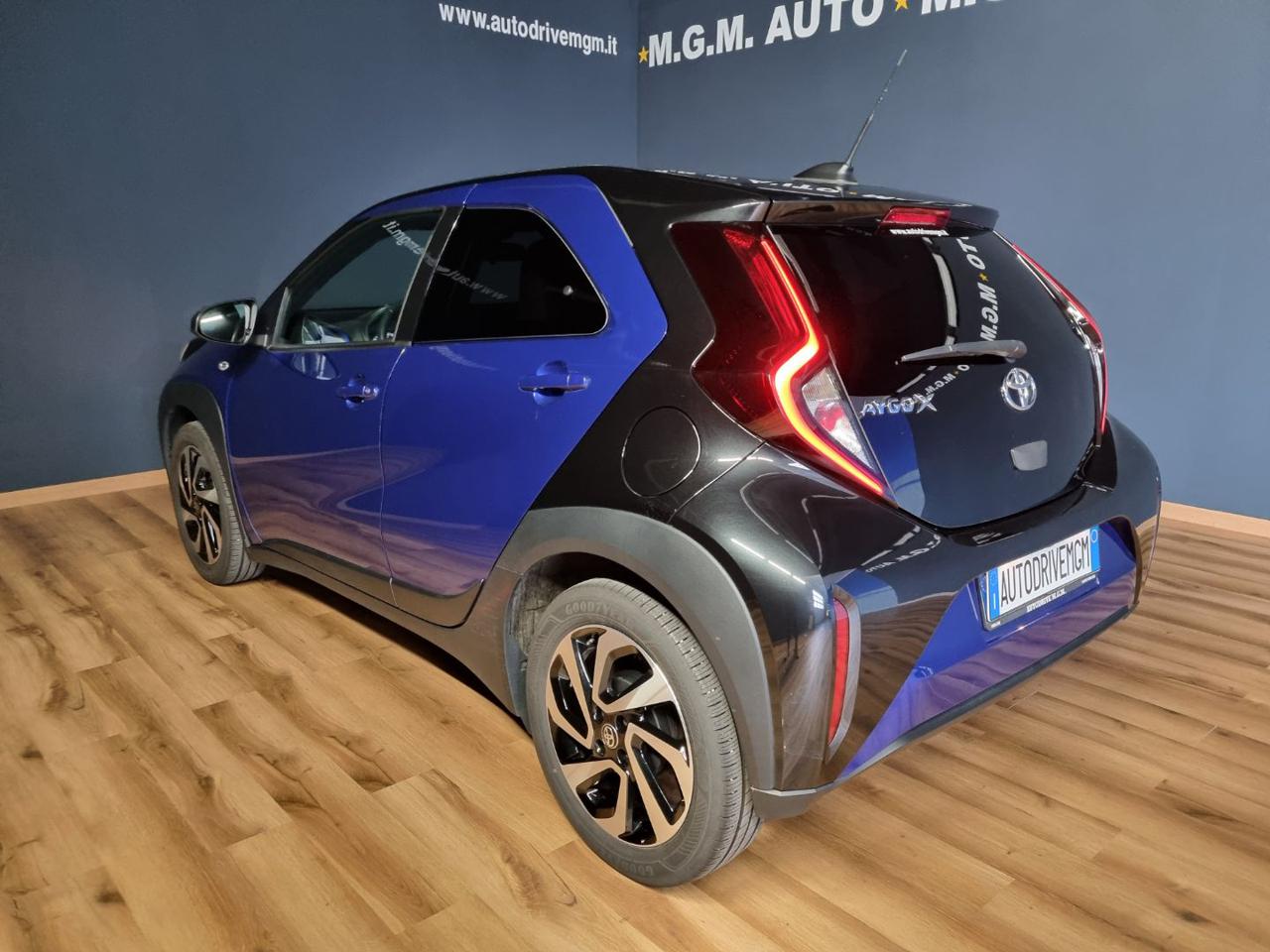 TOYOTA Aygo X 1.0 VVT-i 72 CV 5 porte Trend S-CVT - 6
