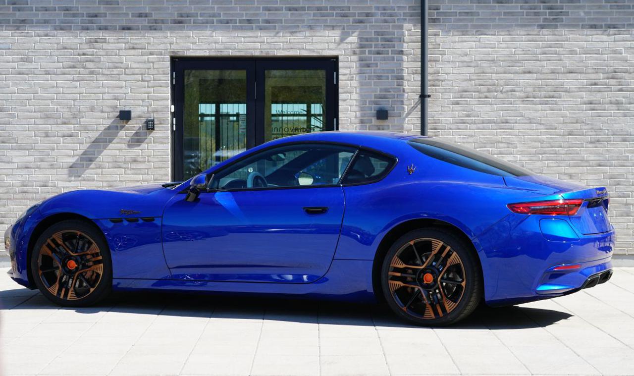MASERATI GranTurismo Folgore - 4