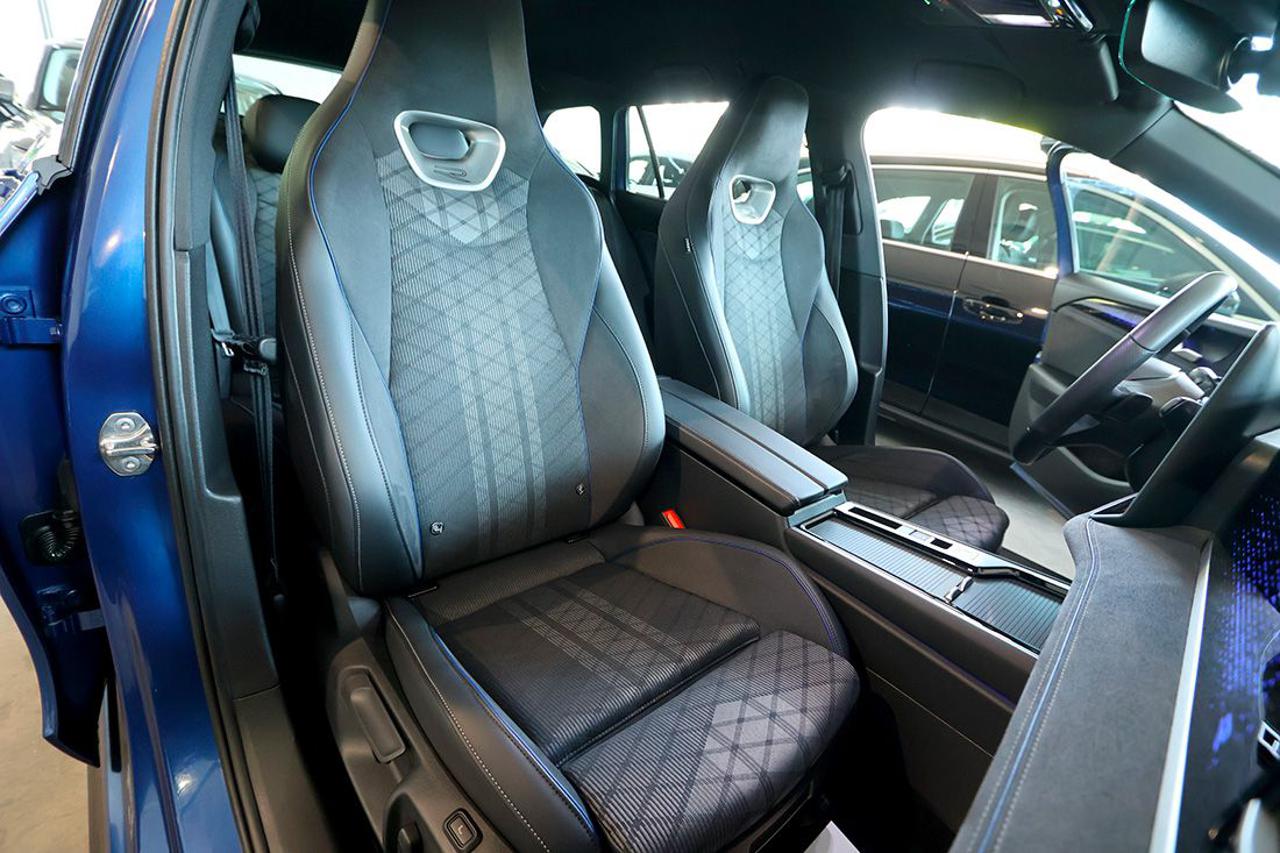 VOLKSWAGEN Passat 2.0 TDI 193cv SCR DSG 4Motion R-Line - 17