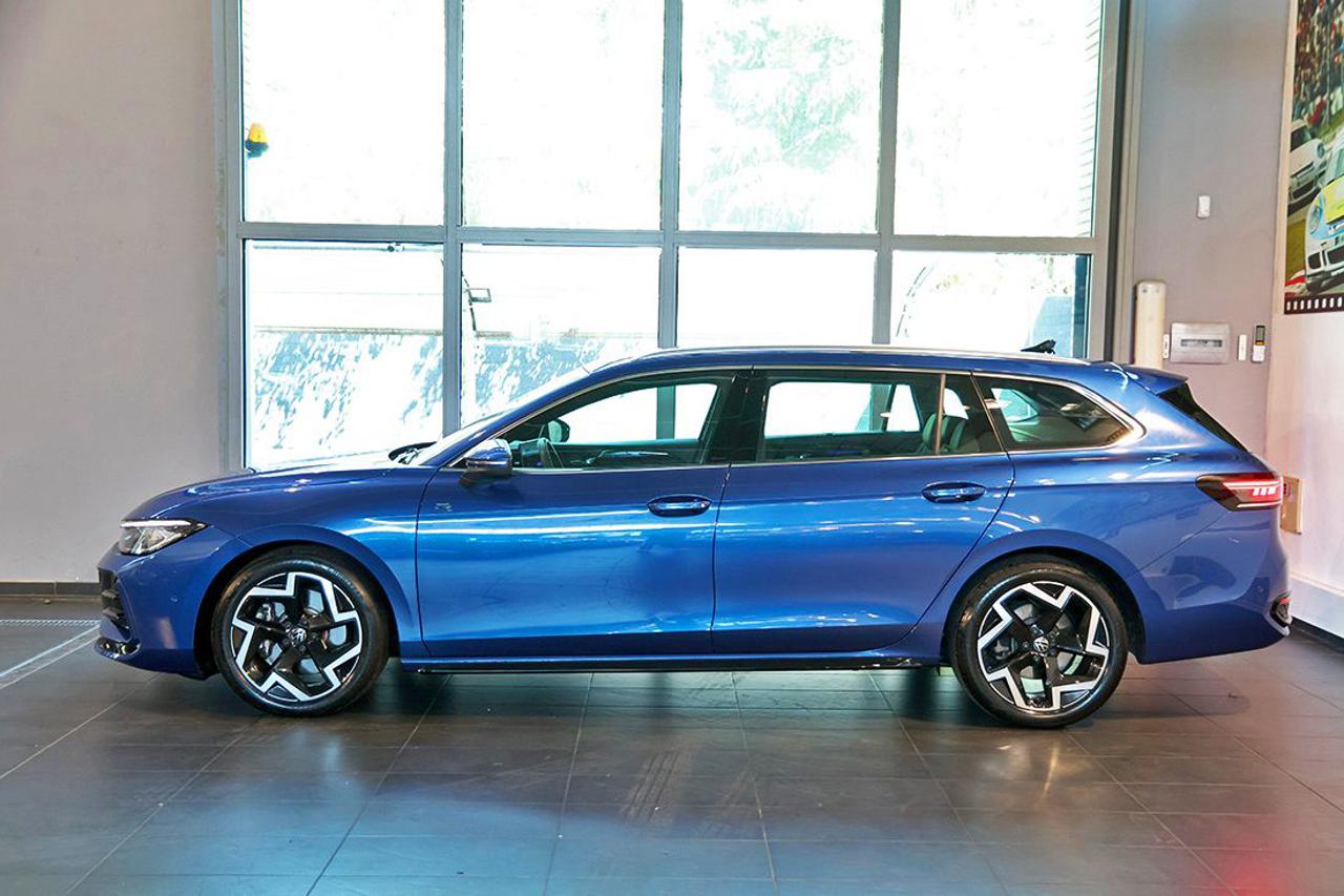 VOLKSWAGEN Passat 2.0 TDI 193cv SCR DSG 4Motion R-Line - 3
