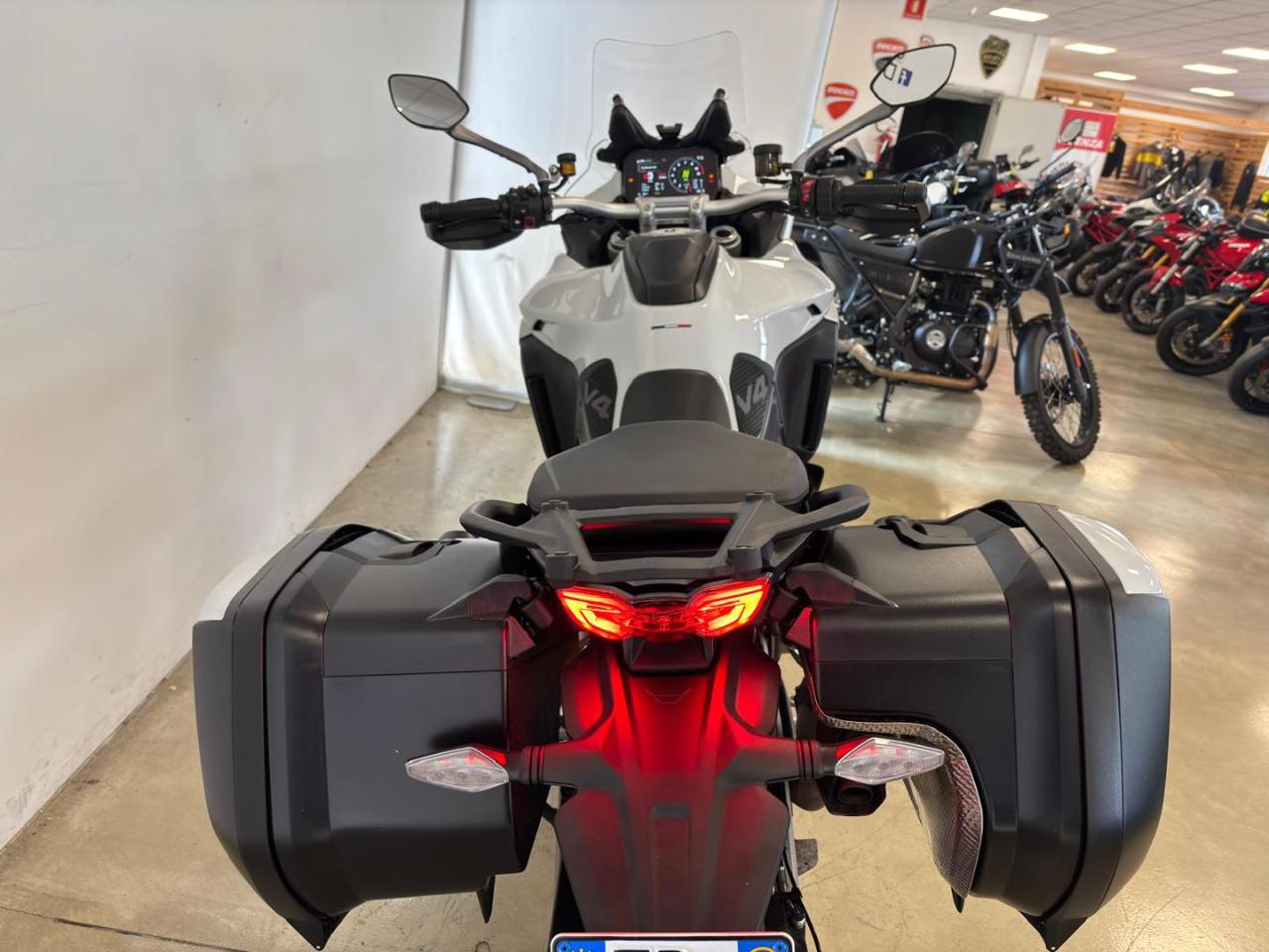 DUCATI Multistrada V4 S V4S - 10