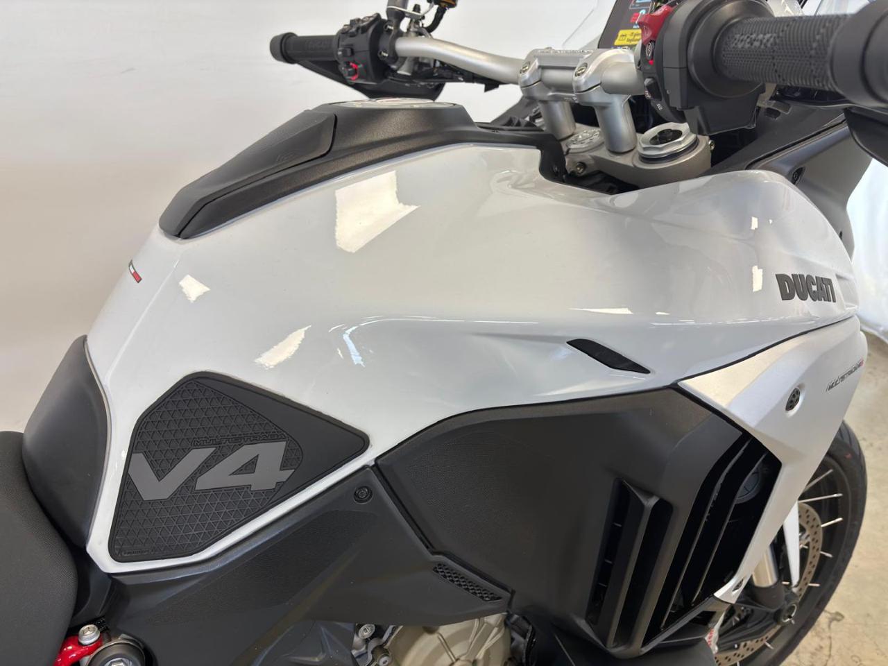 DUCATI Multistrada V4 S V4S - 7