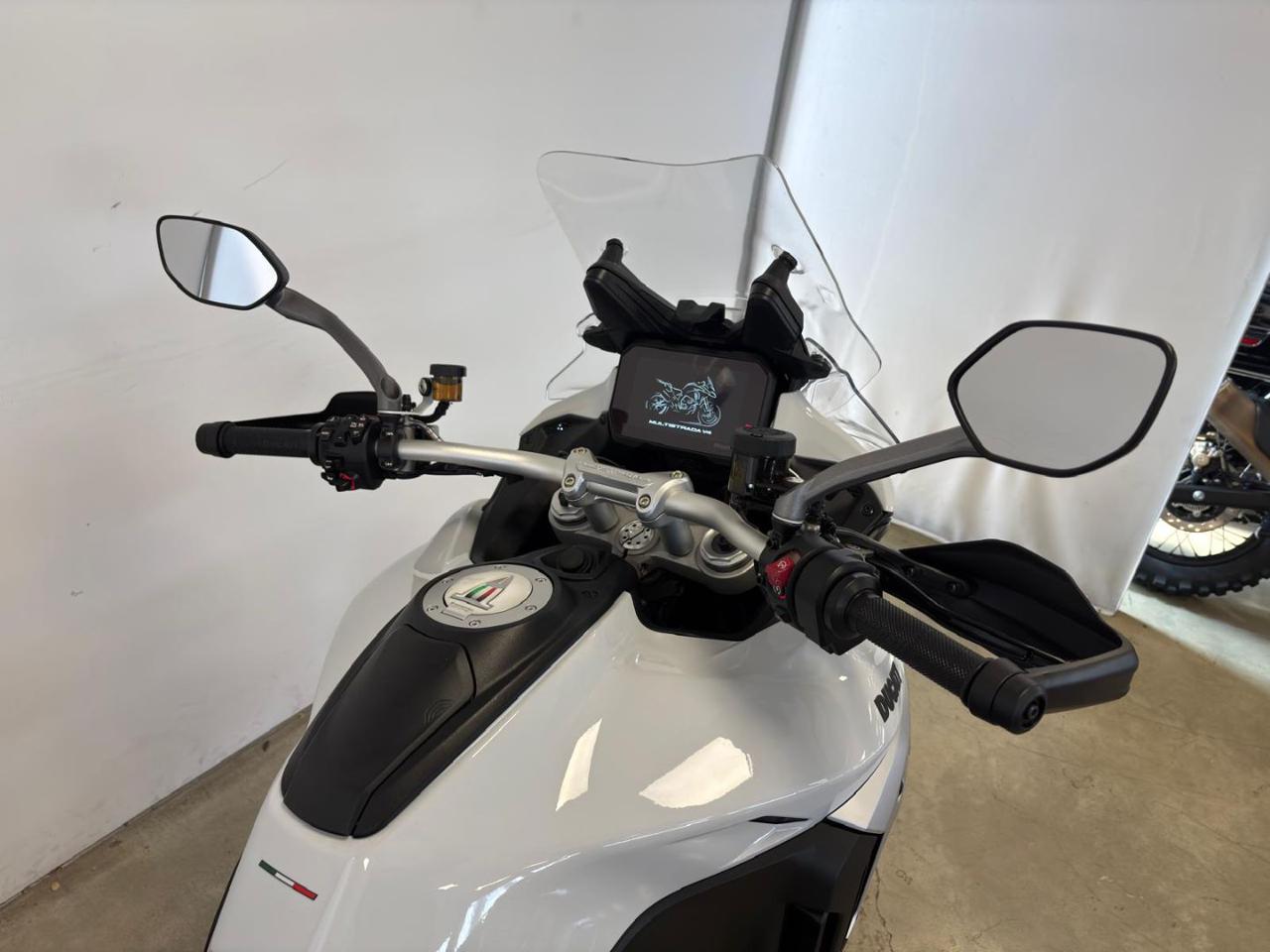 DUCATI Multistrada V4 S V4S - 6
