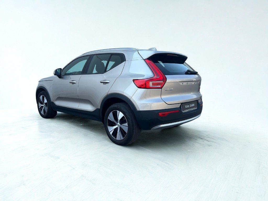 VOLVO XC40 T2 automatico Core - Foto 2
