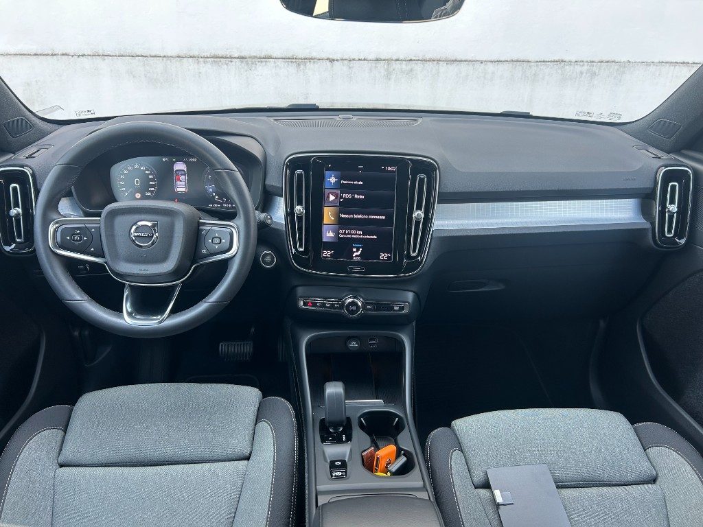 VOLVO XC40 T2 automatico Core - Foto 5