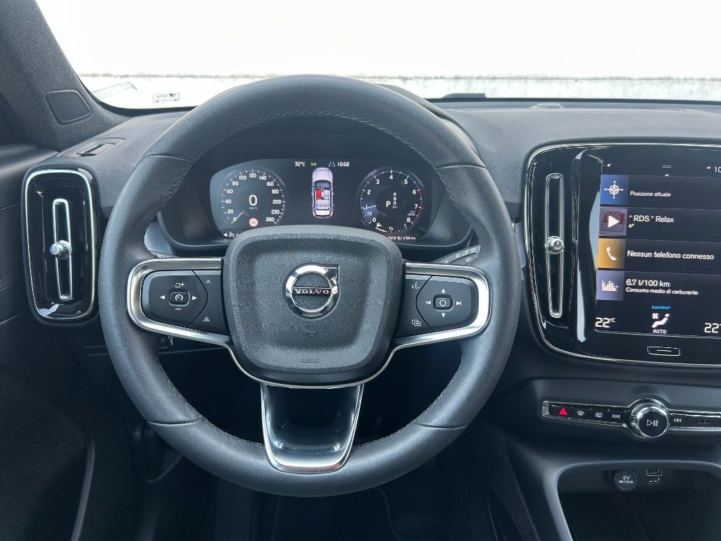 VOLVO XC40 T2 automatico Core - Grid Foto 10