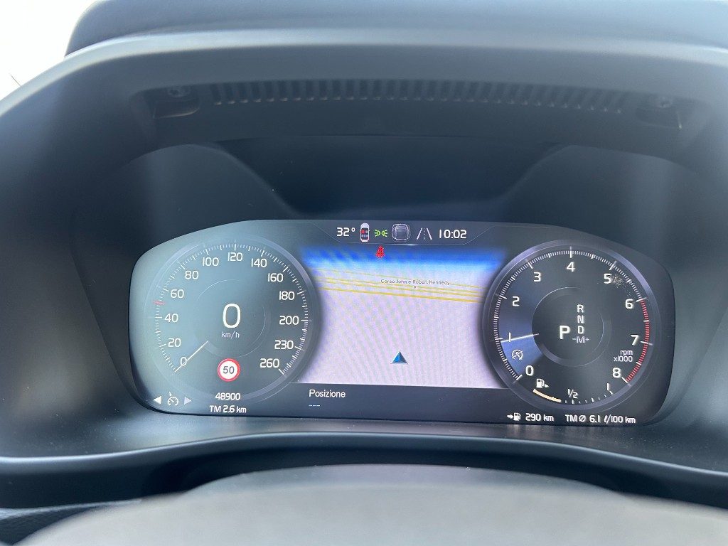 VOLVO XC40 T2 automatico Core - Grid Foto 11