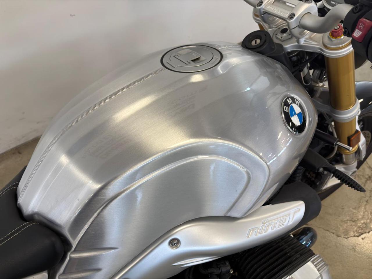 BMW R Nine T BMW R NINE T - 12