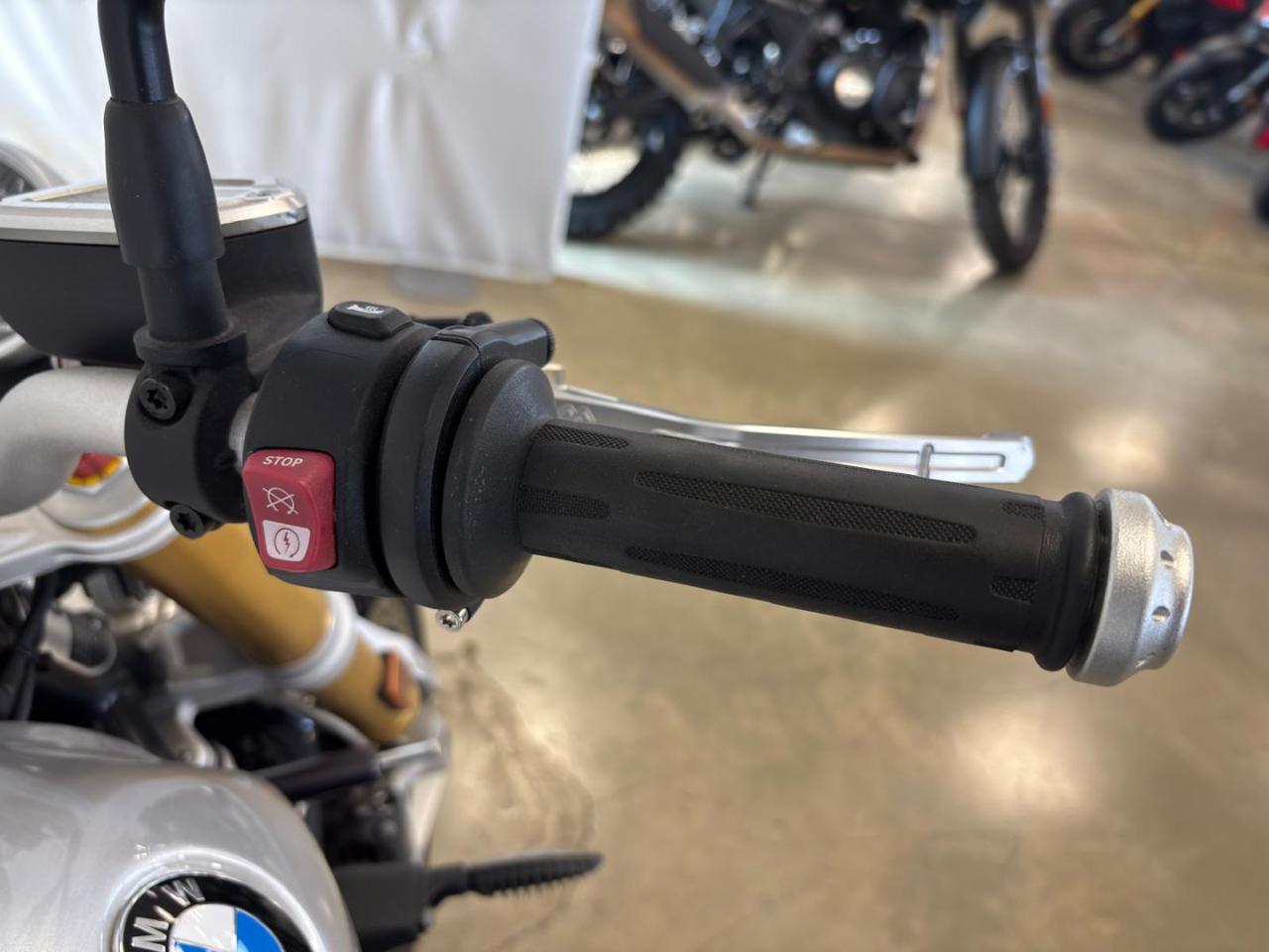 BMW R Nine T BMW R NINE T - 6